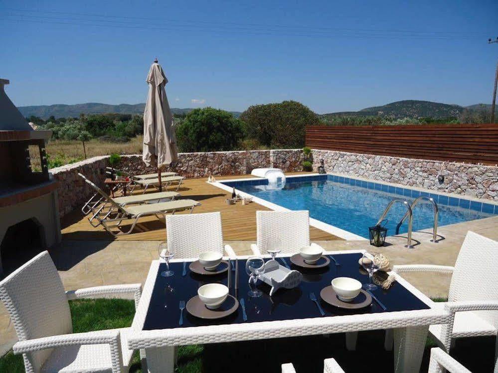 Ossiano Villas ฮารากิ ภายนอก รูปภาพ